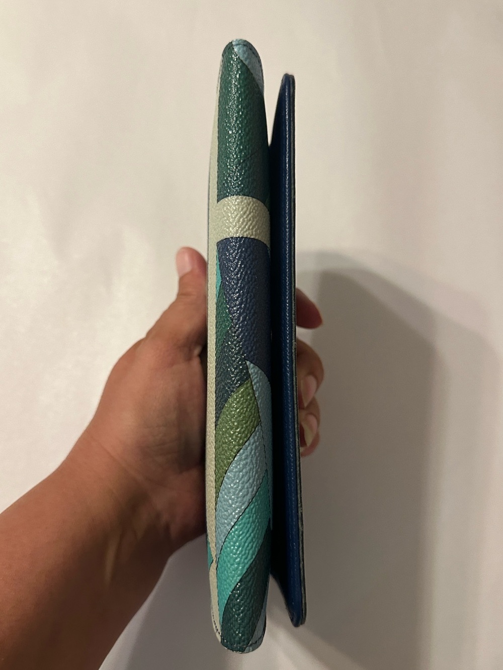 Emilio Pucci Continental Blue & Teal Patterned Long Wallet - Snap Closure - Picture 5 of 16